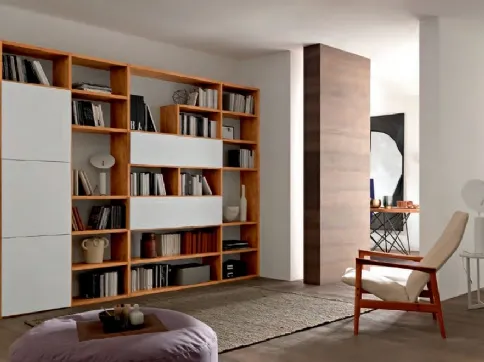 Libreria a muro in legno e laccato bianco opaco Mixer CM28 di FGF Mobili