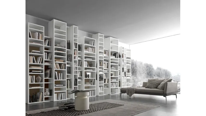 Libreria componibile in laccato bianco opaco Pari&Dispari 04 di Presotto
