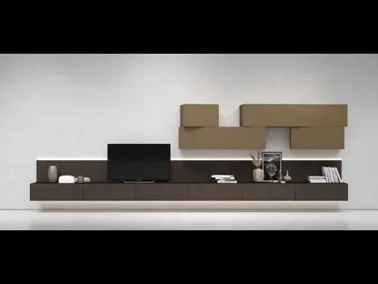 Mobile Porta Tv sospeso InclinArt in legno con pensili in laccato opaco di Presotto