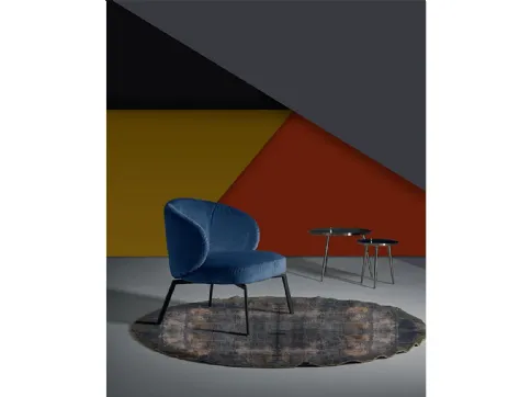 Poltroncina in velluto con struttura in acciaio Dalì di Excò