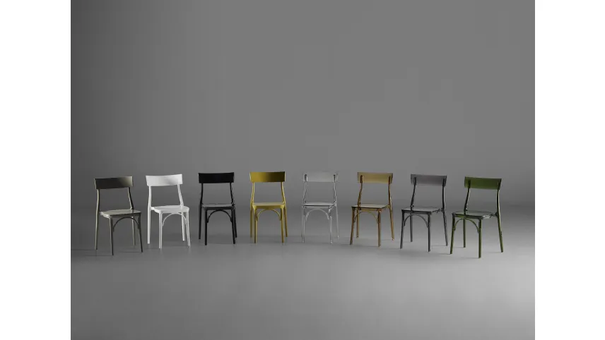 Sedia impilabile in polipropilene o policarbonato, disponibile in una vasta gamma di colori, adatta per esterno Milano 2015 Colico