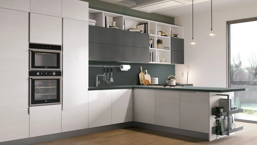 Cucina moderna Luna 07 con penisola di Lube