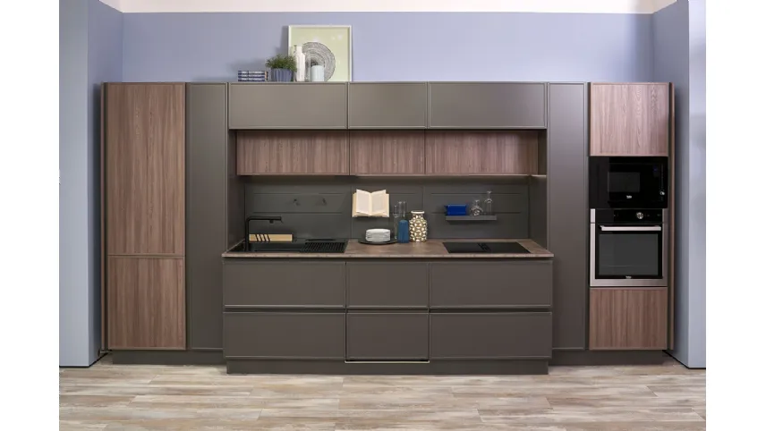 Cucina Moderna Rewind lineare Frassino Creta e laccato opaco Carruba di Creo