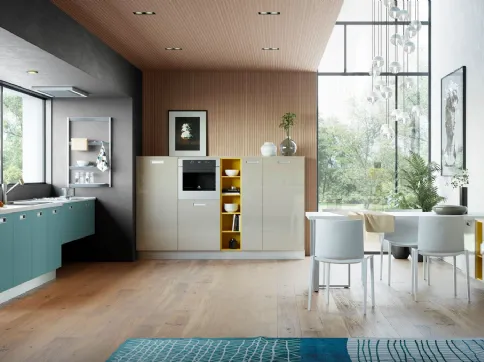 Cucina Moderna Zoe in laccato lucido Sasso e laccato opaco Verde Fiordo di Creo